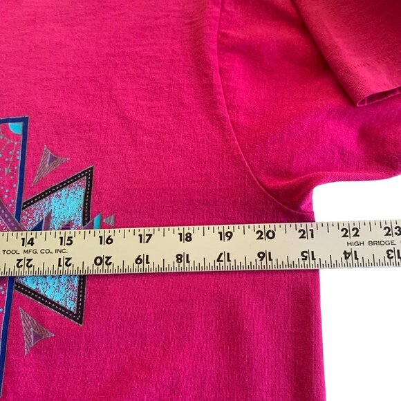 Vintage 90s Pink & Teal Single Stitch Aztec Print T-Shirt Size Large - Picture 10 of 12